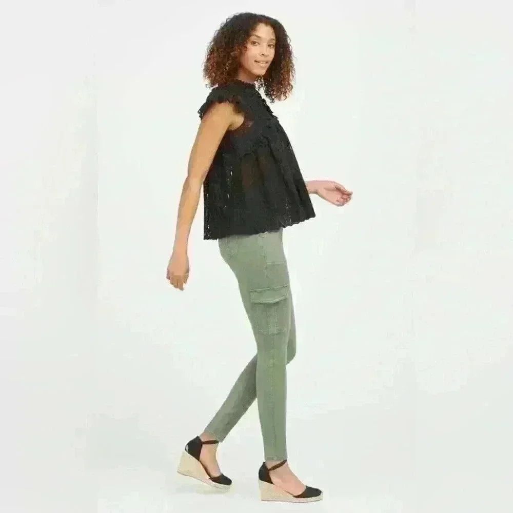 SPANX Stretch Twill Ankle Cargo Pant